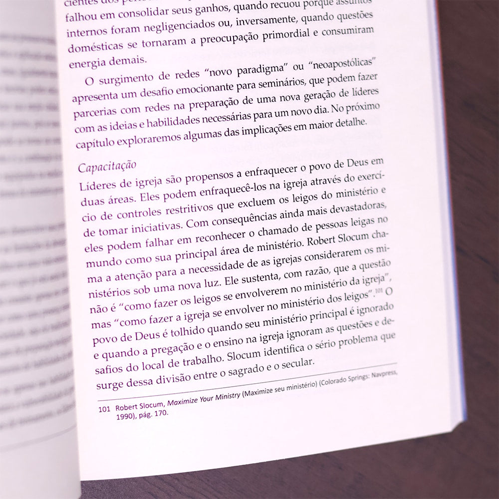 Para Onde Vai a Igreja |
Eddie Gibbs