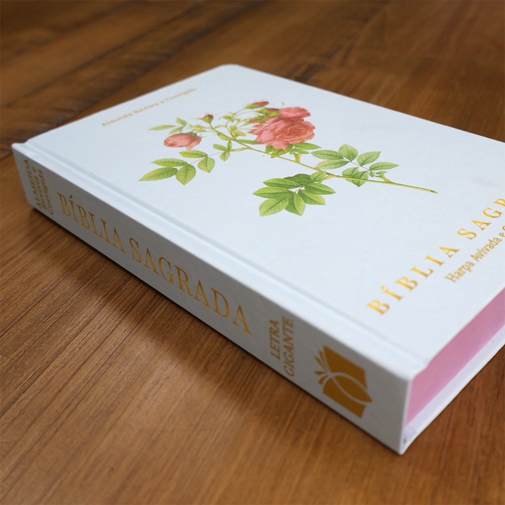 Bíblia Botão de Rosa | ARC | Letra Grande | Capa Dura | Harpa Avivada e Corinhos