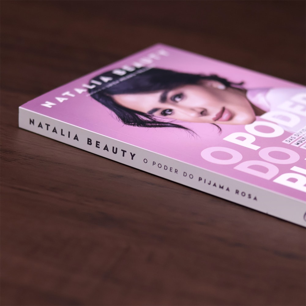 O Poder Do Pijama Rosa
| Natalia Beauty