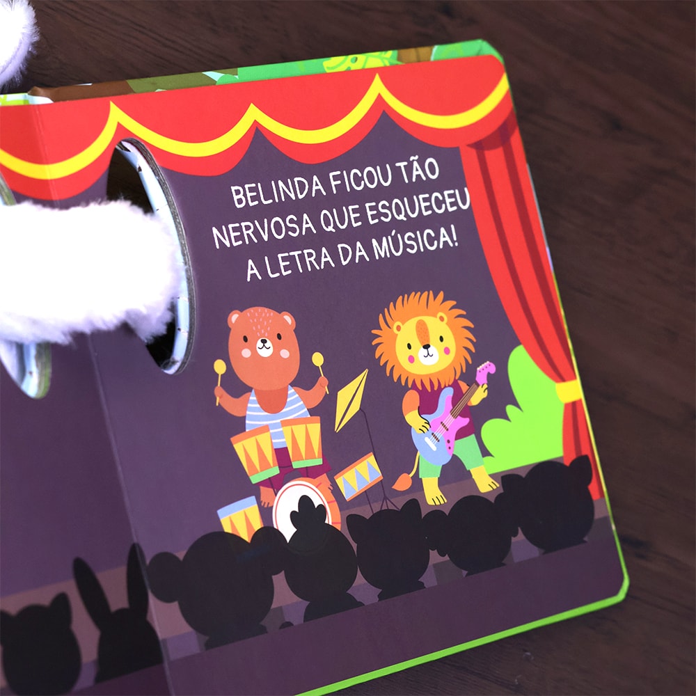 A Ovelha Cantora | Livro com Pelúcia | 1 a 4 Anos