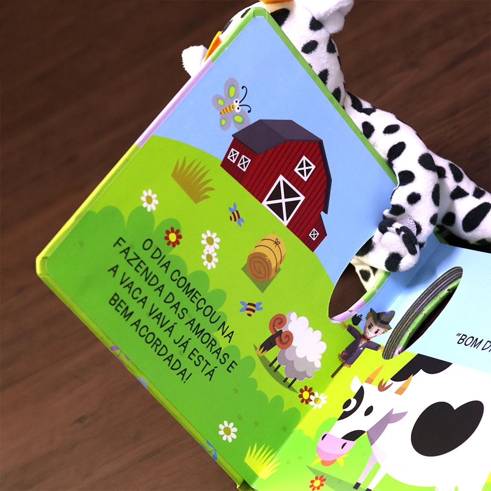 A Vaca Vavá | Livro com Pelúcia | 1 a 4 Anos