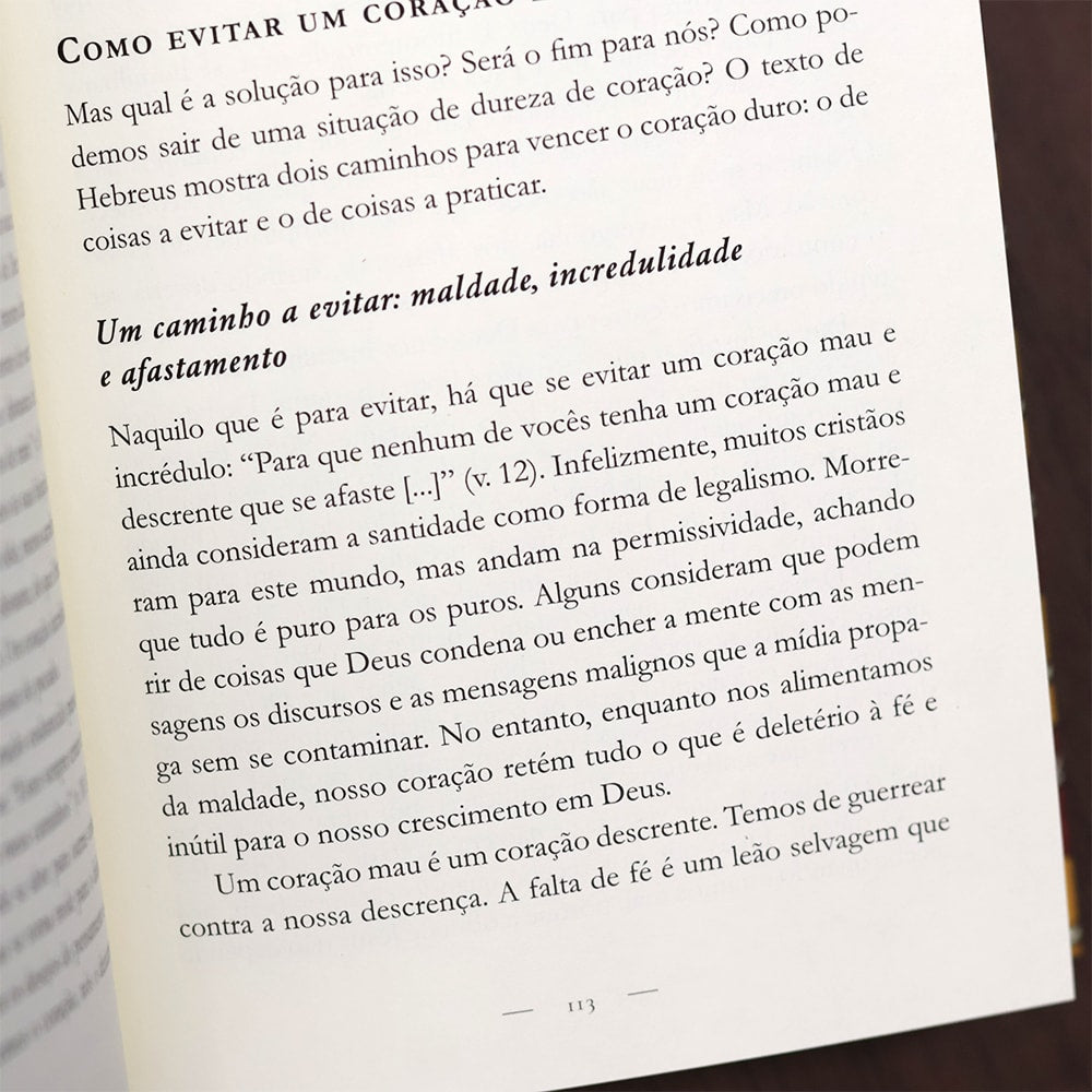 A Superioridade de Cristo |
Yago Martins