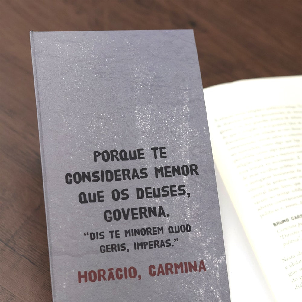 Idolatria Política
| Yago Martins