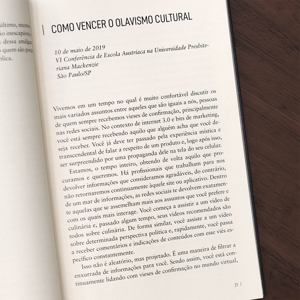 O Que Chamamos de Princípio é Quase Sempre o Fim |
Yago Martins