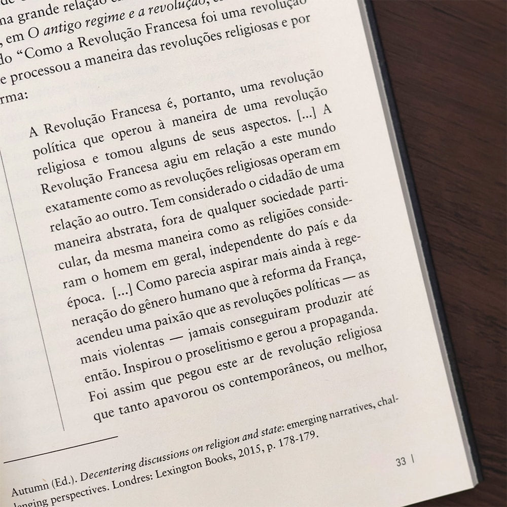 O Que Chamamos de Princípio é Quase Sempre o Fim |
Yago Martins