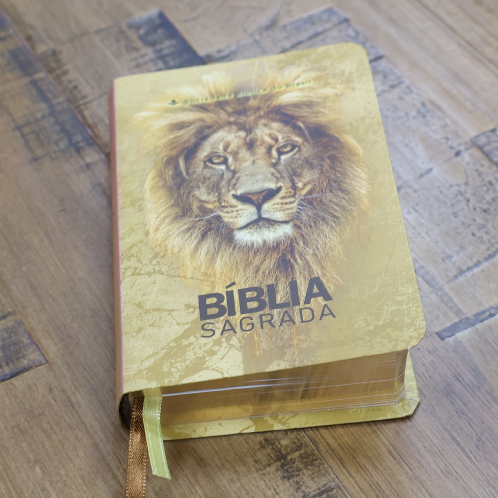 Bíblia Sagrada Leão Dourado | ARA | Edição de Bolso