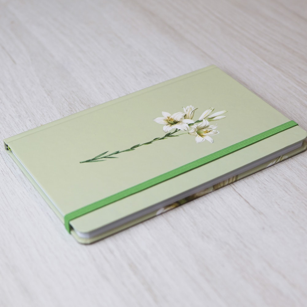Caderno Moleskine | Com Pauta | Lírios