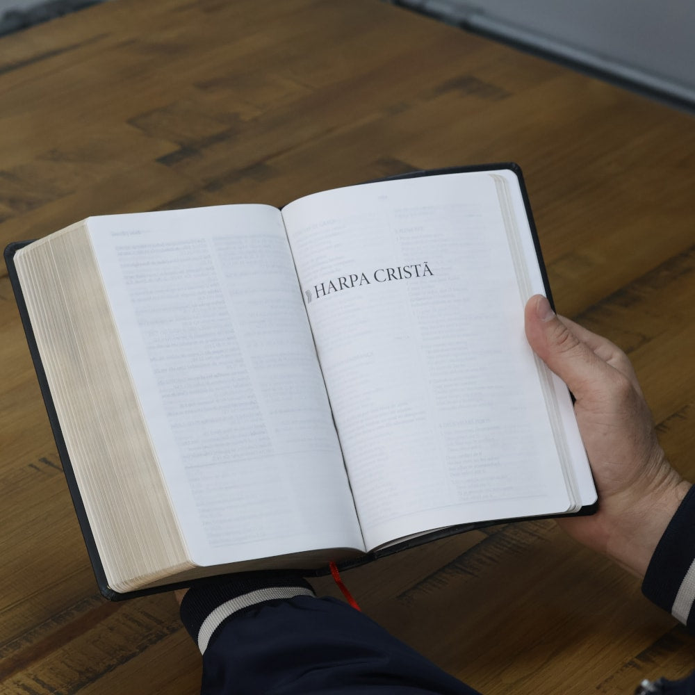 Bíblia de Estudo Explicada | ARC | Letra Média | Luxo Harpa Cristã Preta