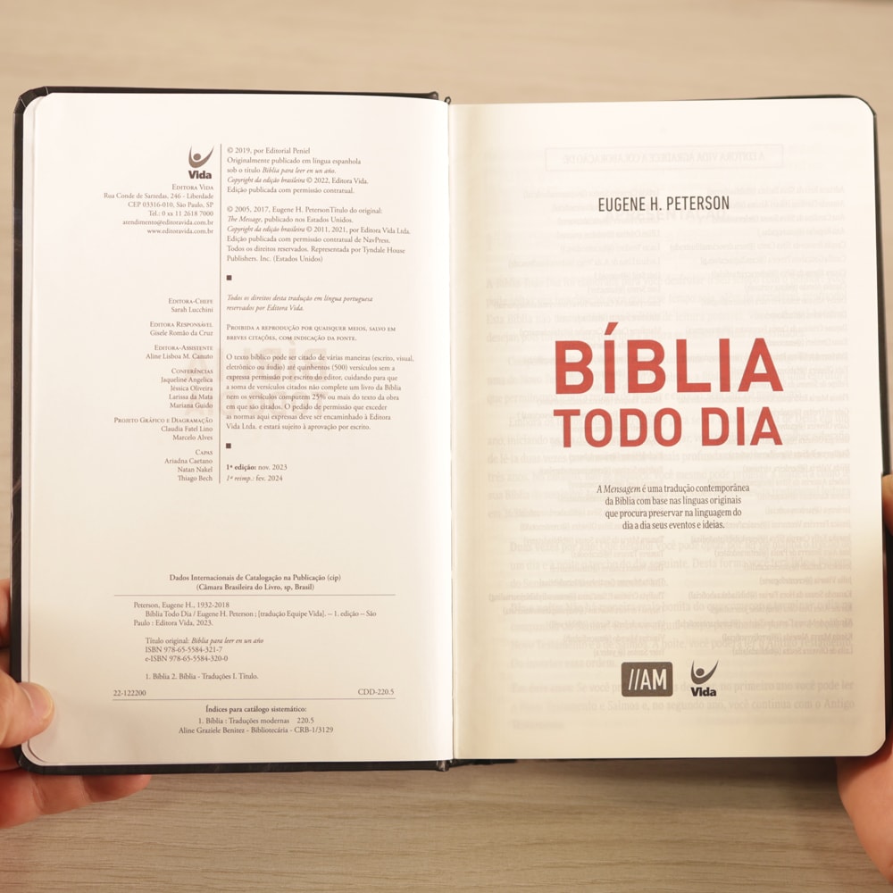 Bíblia Todo Dia com Espaço para Anotações | AM | Letra Normal | Capa Dura Leão Alteza