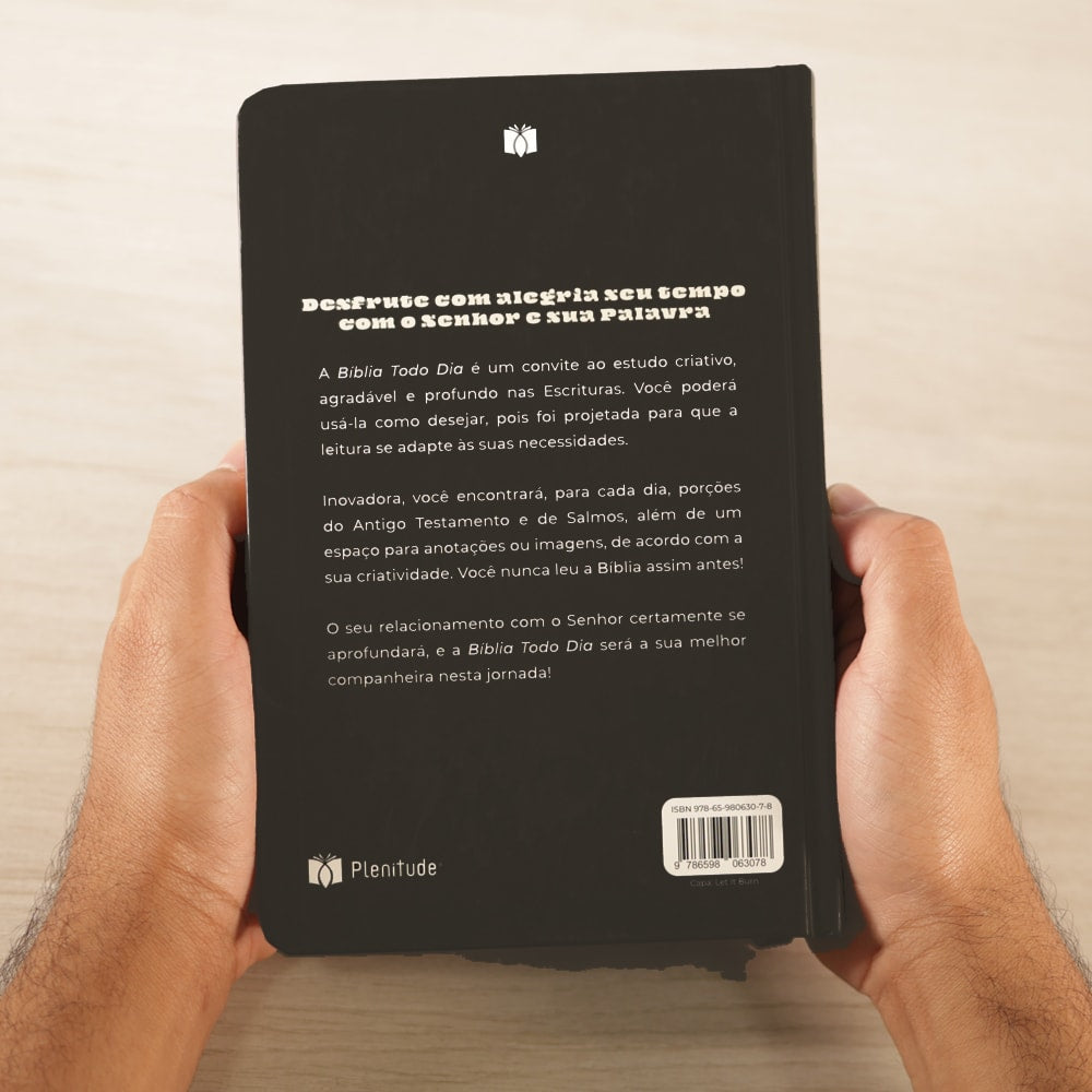 Bíblia Todo Dia com Espaço para Anotações | AM | Letra Normal | Capa Dura Let It Burn