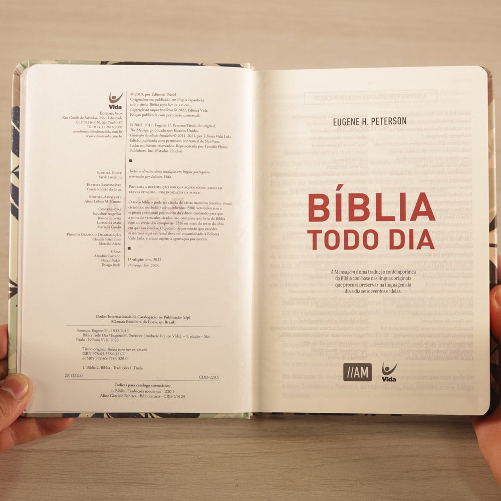 Bíblia Todo Dia com Espaço para Anotações | AM | Letra Normal | Capa Dura Outono