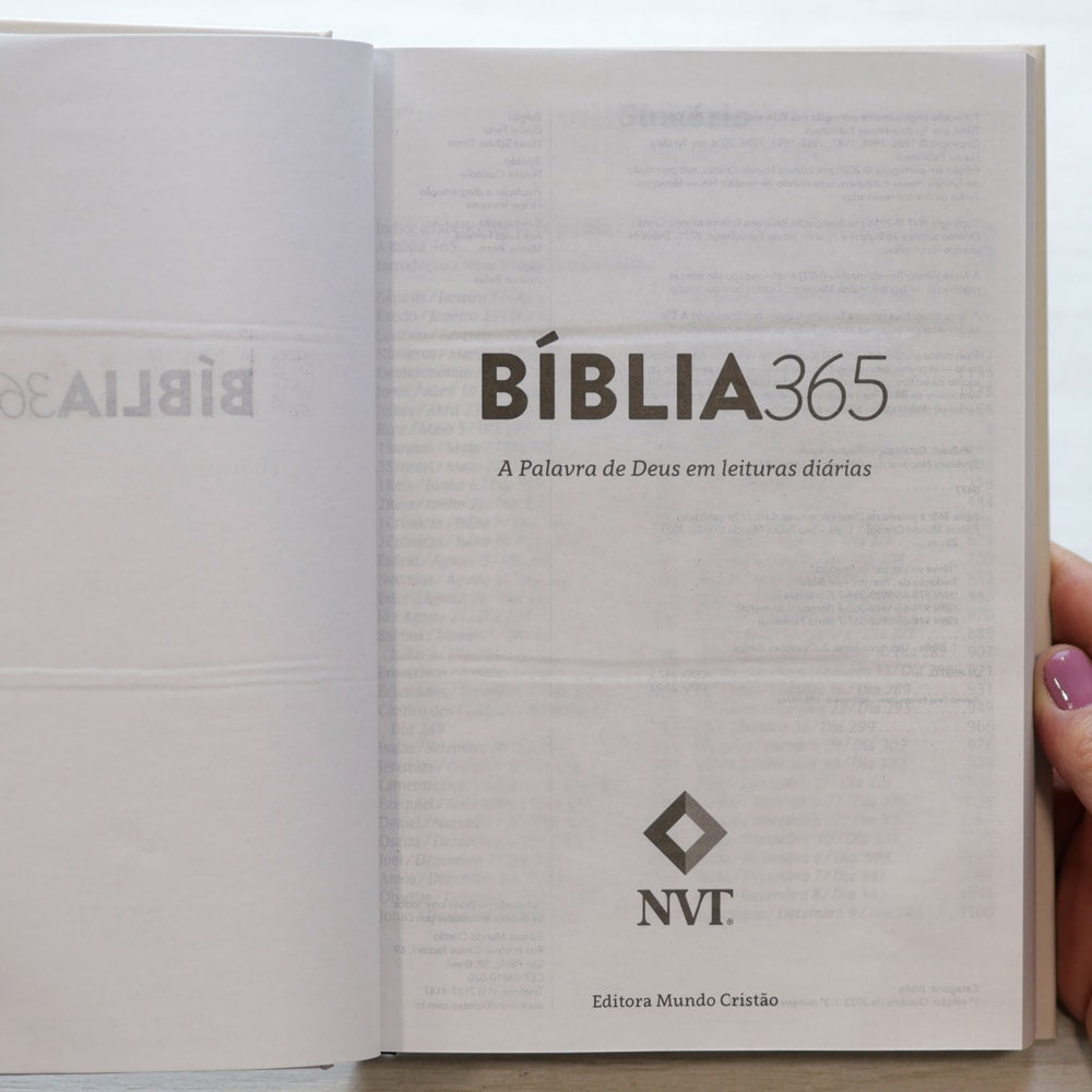 Bíblia 365 Flores Creme | NVT | Letra Grande | Capa Dura