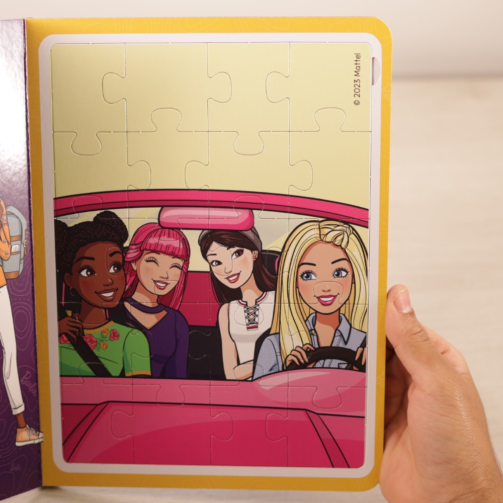 Barbie | Uma Viagem Especial | Livro com 4 Quebra-cabeças