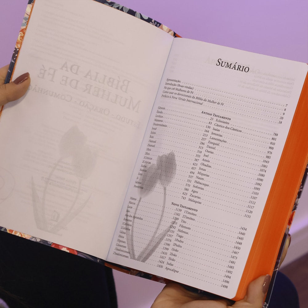 Bíblia da Mulher de Fé | NVI | Letra Grande | Capa Couro Soft Florida