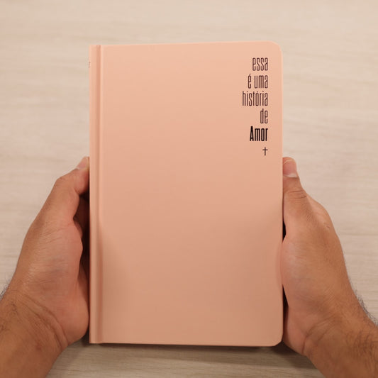 Bíblia Sagrada Slim Essa é Uma História de Amor | NVI | Leitura Perfeita | Capa Dura Rosa