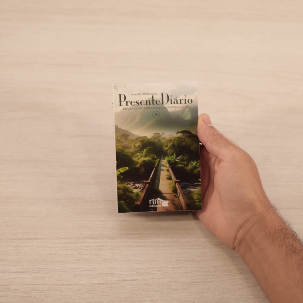 Devocional Presente Diário Mini | Vol 28 | Capa Brochura Paisagem