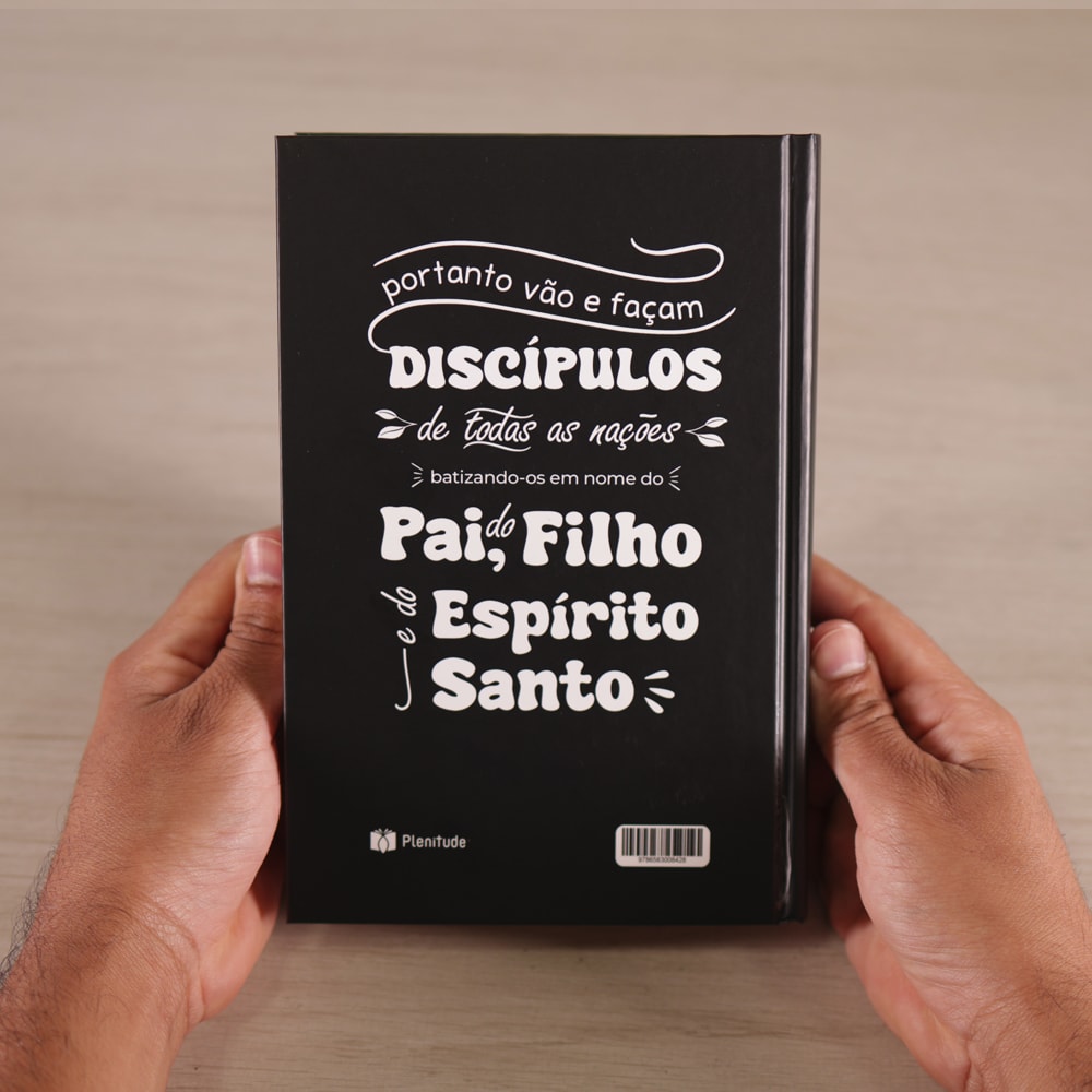 Bíblia Sagrada Deus Amou o Mundo | NAA | Letra Normal | Capa Dura