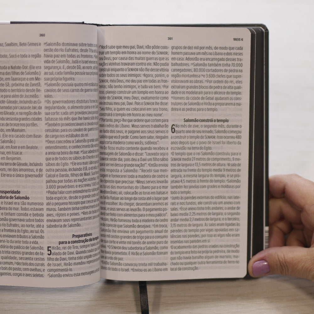 Bíblia Sagrada Cruz Jesus Cristo | NVT | Letra Grande | Capa Dura