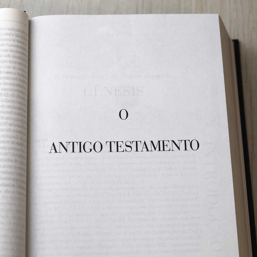 Bíblia de Estudo em Defesa da Fé | ARC | Capa Dura Preta