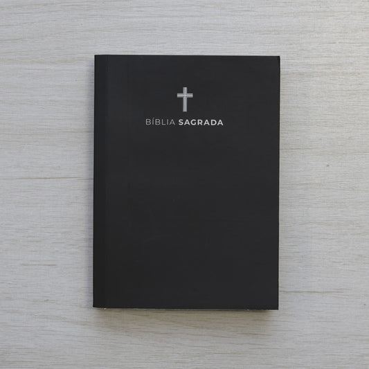 Bíblia Sagrada Média Cruz | ARC | Capa Brochura Preta