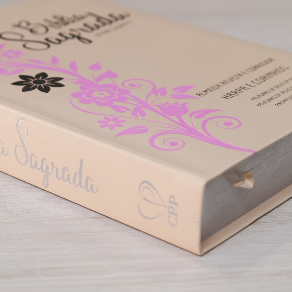 Bíblia Sagrada | Letra Gigante | ARC | Harpa Avivada e Corinhos | Capa PU Luxo Rosê e Rosa