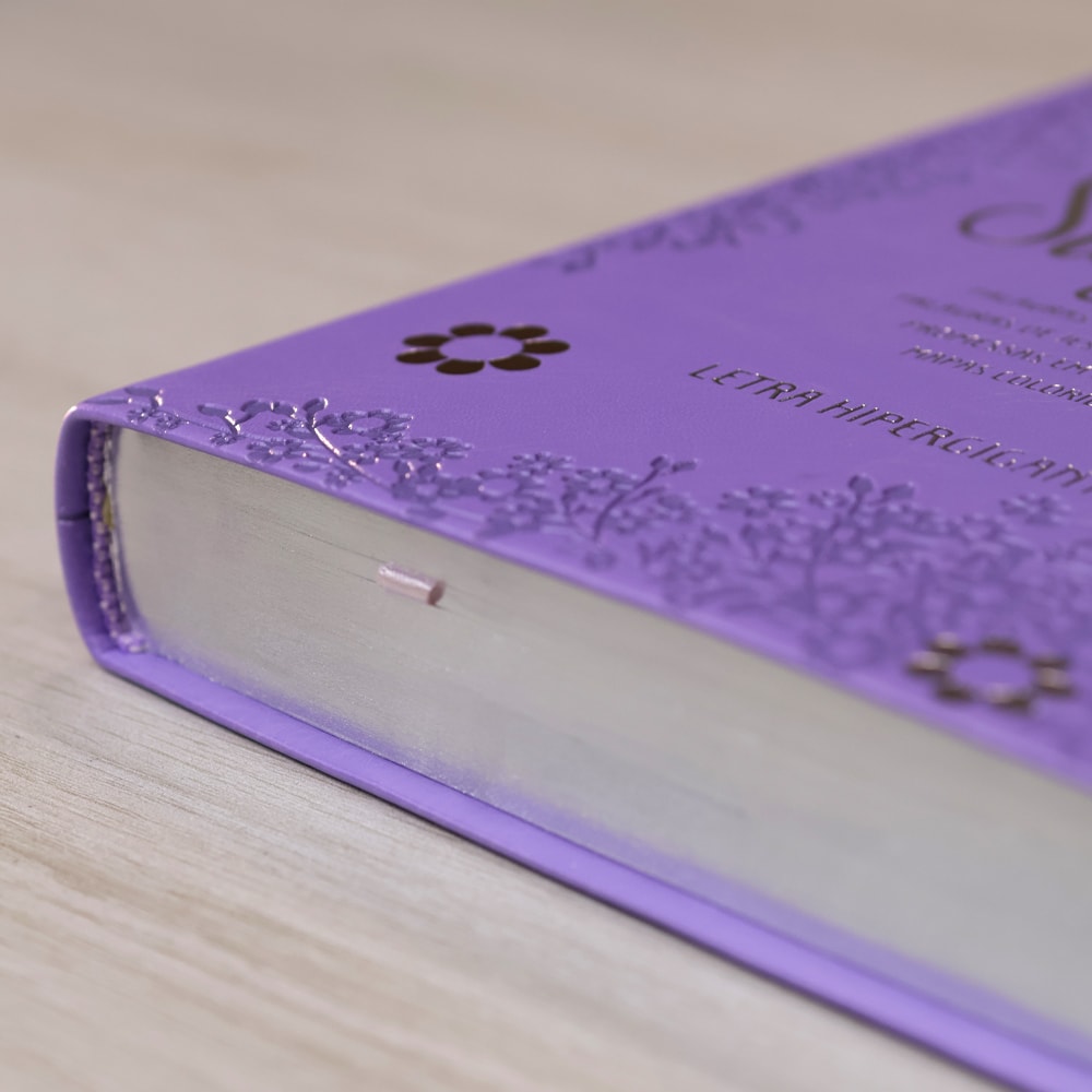 Bíblia Sagrada | Letra Hipergigante | ARC | Harpa Avivada e Corinhos | Capa PU Luxo Floral Margarida Lilás