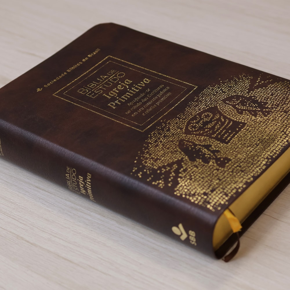 Bíblia de Estudo Igreja Primitiva | NAA | Capa Luxo Marrom