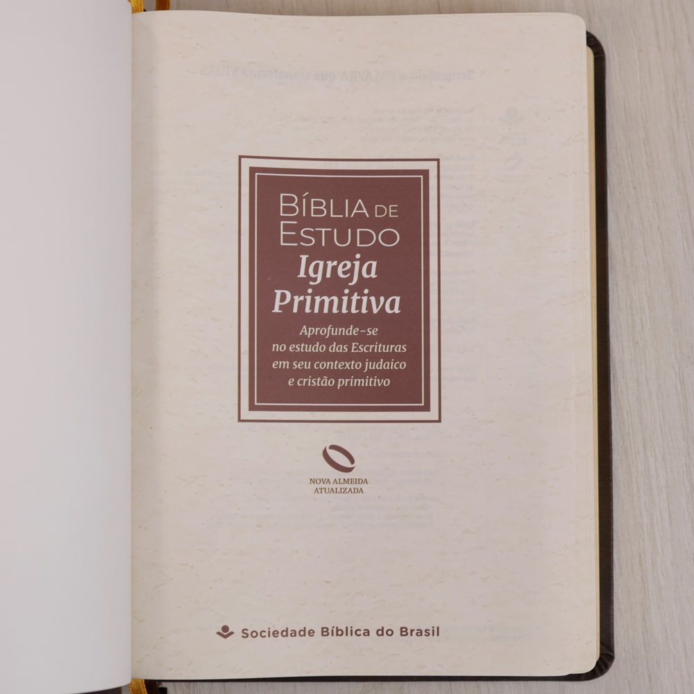 Bíblia de Estudo Igreja Primitiva | NAA | Capa Luxo Marrom