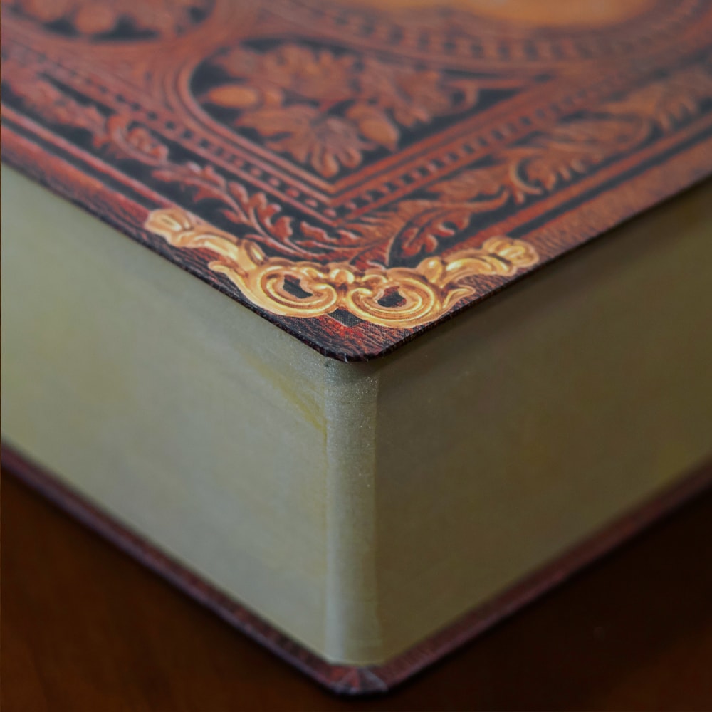 Bíblia de Estudo King James | Atualizada | Full Collor | Capa Dura | Vintage