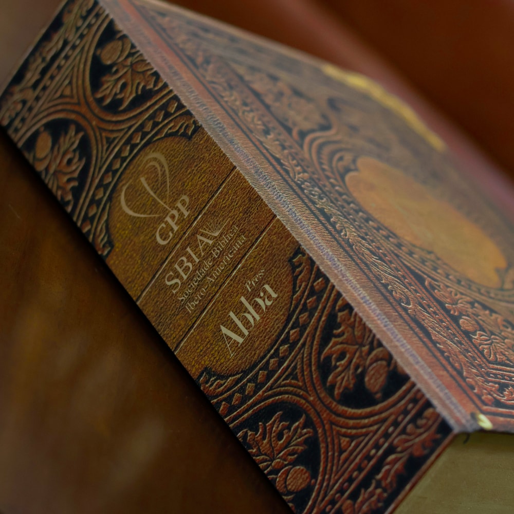 Bíblia de Estudo King James | Atualizada | Full Collor | Capa Dura | Vintage