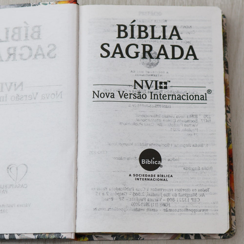 Bíblia Slim | Capa Dura | NVI | Floral Abstrato