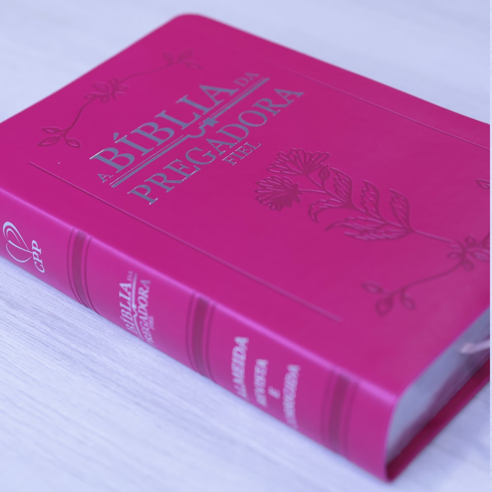 Bíblia da Pregadora Fiel | Full Color | ARC | Capa Luxo Pink