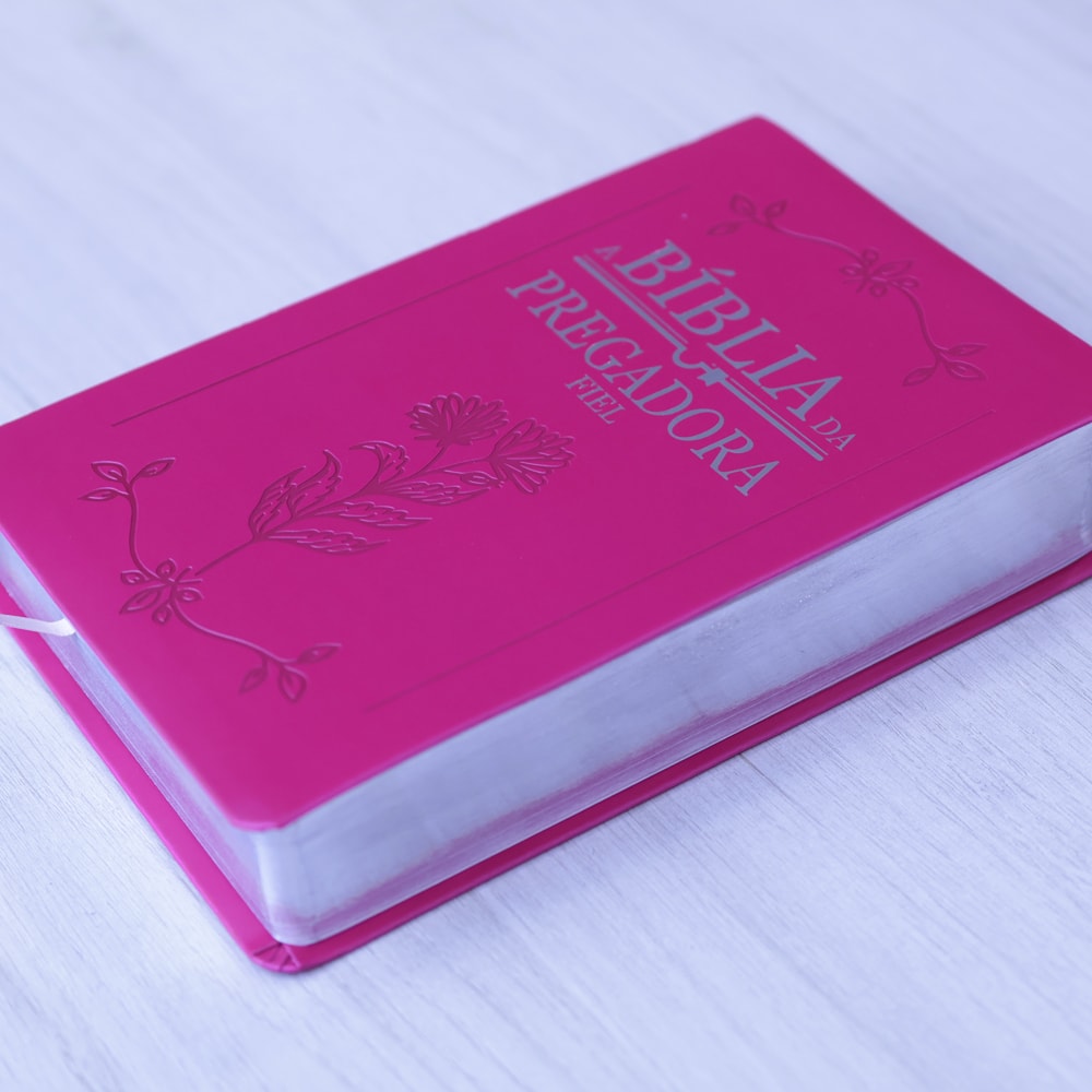 Bíblia da Pregadora Fiel | Full Color | ARC | Capa Luxo Pink