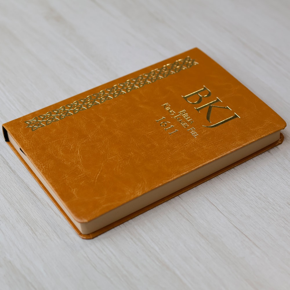 Bíblia King James Fiel 1611 | Ultrafina Slim | Capa Castanha