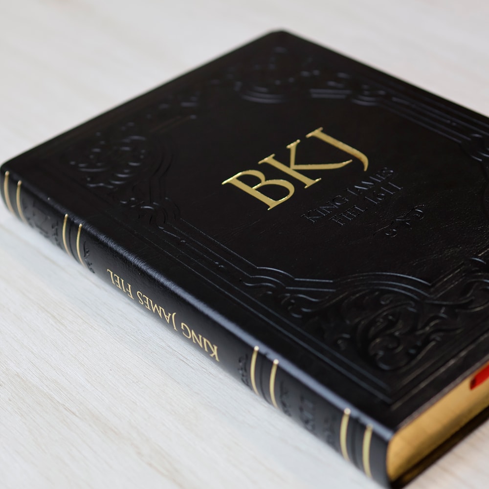 Bíblia King James Fiel 1611 | Extra Gigante | Capa Luxo Preta