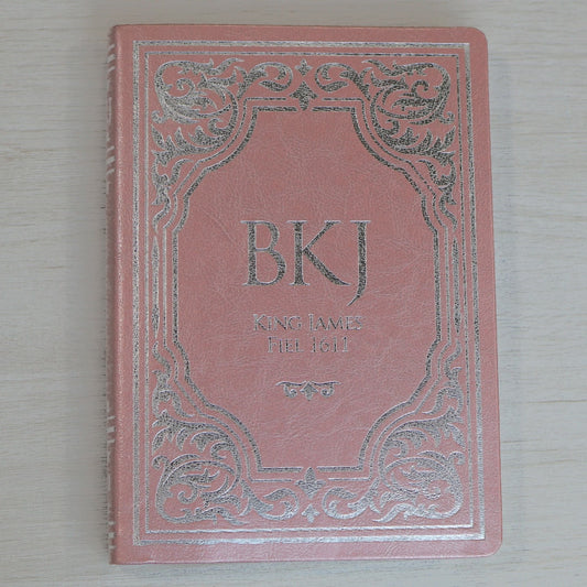 Bíblia King James Fiel 1611 | Extra Gigante | Capa Luxo Rosê