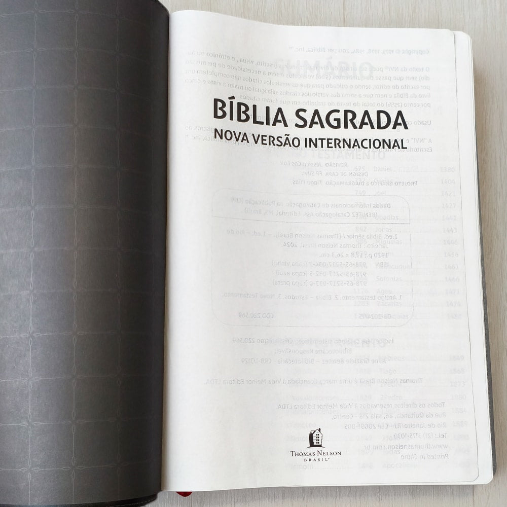 Bíblia Sagrada | NVI | Letra Sênior | Capa Preta