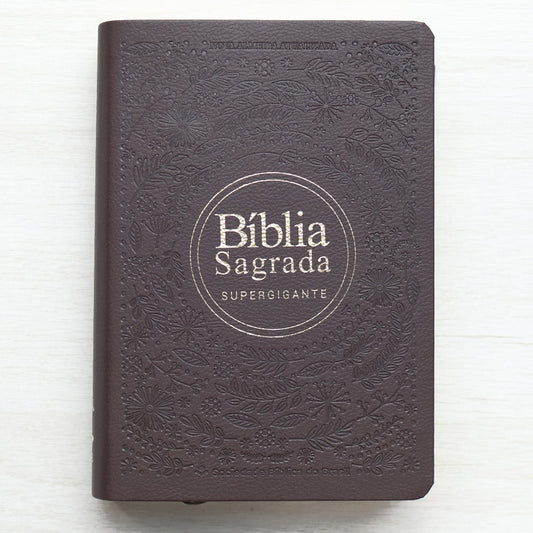 Bíblia Sagrada | Letra Supergigante | NAA | Capa Luxo Vinho Folha