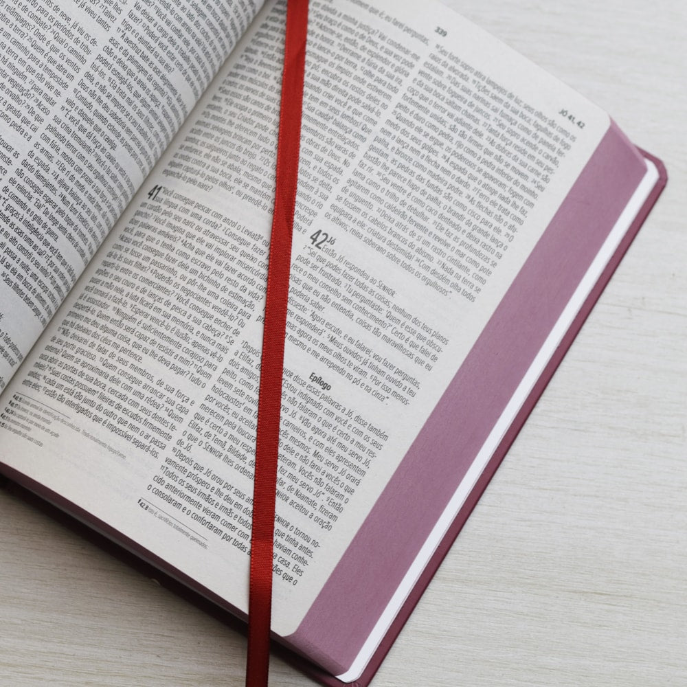 Bíblia Sagrada Feminina | NVI | Letra Normal | Capa Dura
