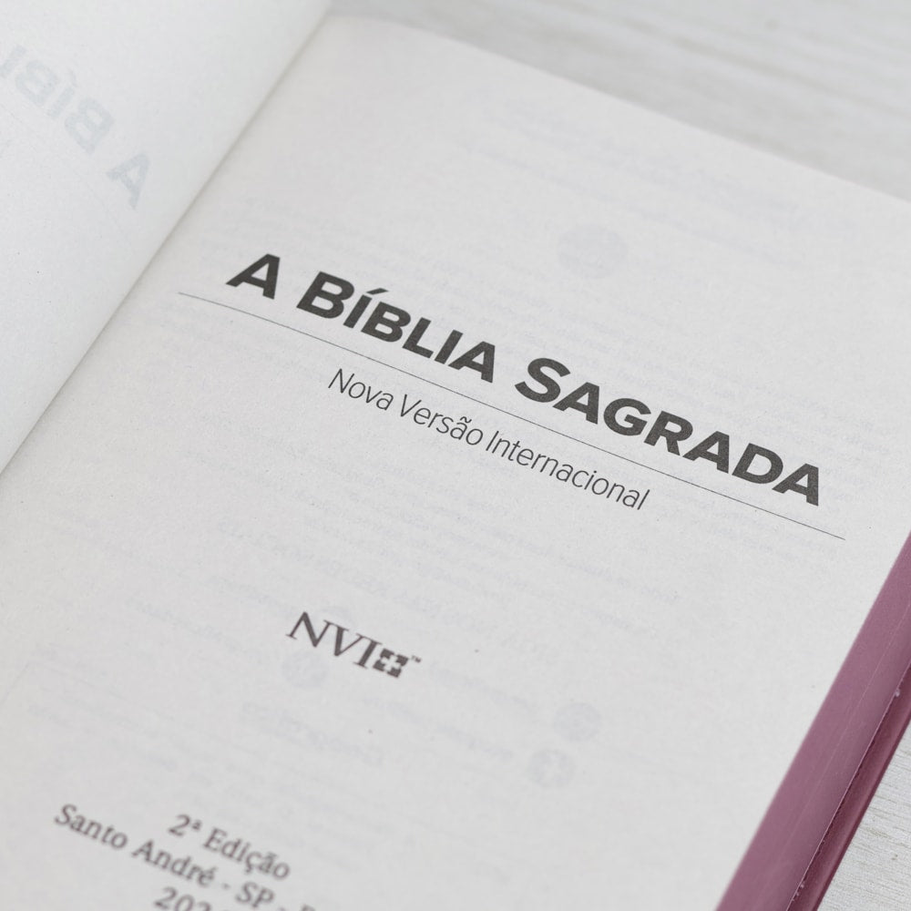 Bíblia Sagrada Feminina | NVI | Letra Normal | Capa Dura
