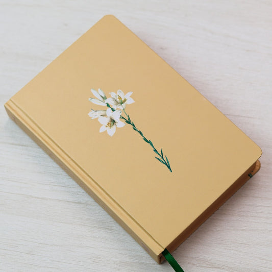 Bíblia Sagrada Lírios | NVI | Capa Dura Amarela