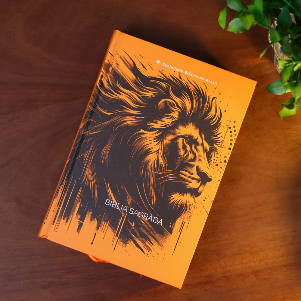 Bíblia Sagrada Leão | NAA | Capa Dura Laranja