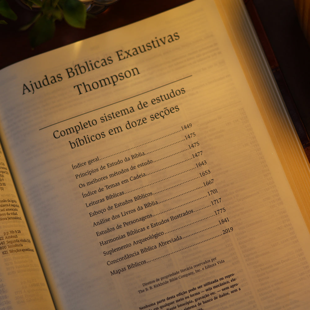 Bíblia de Estudo Thompson | AEC | Letra Grande | Capa Luxo Marrom c/ índice