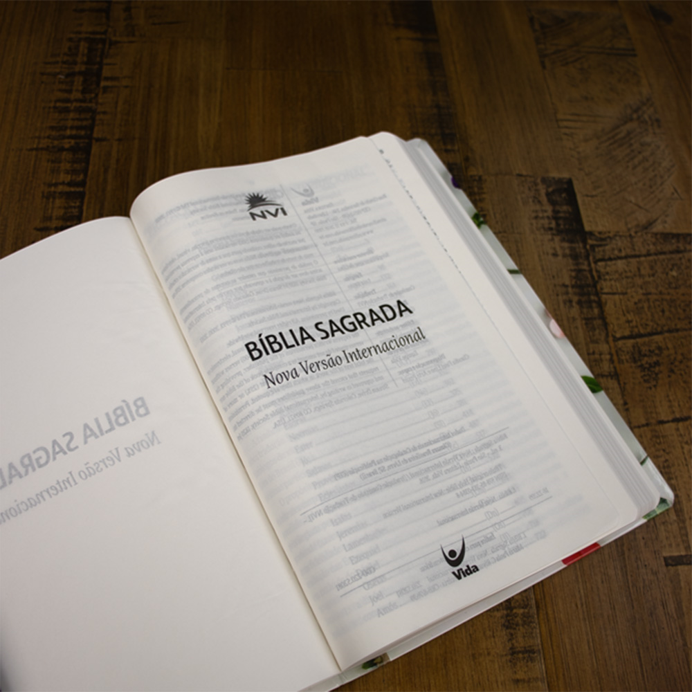 Bíblia NVI | Ele Me Ama | Capa Semi-luxo Flexível