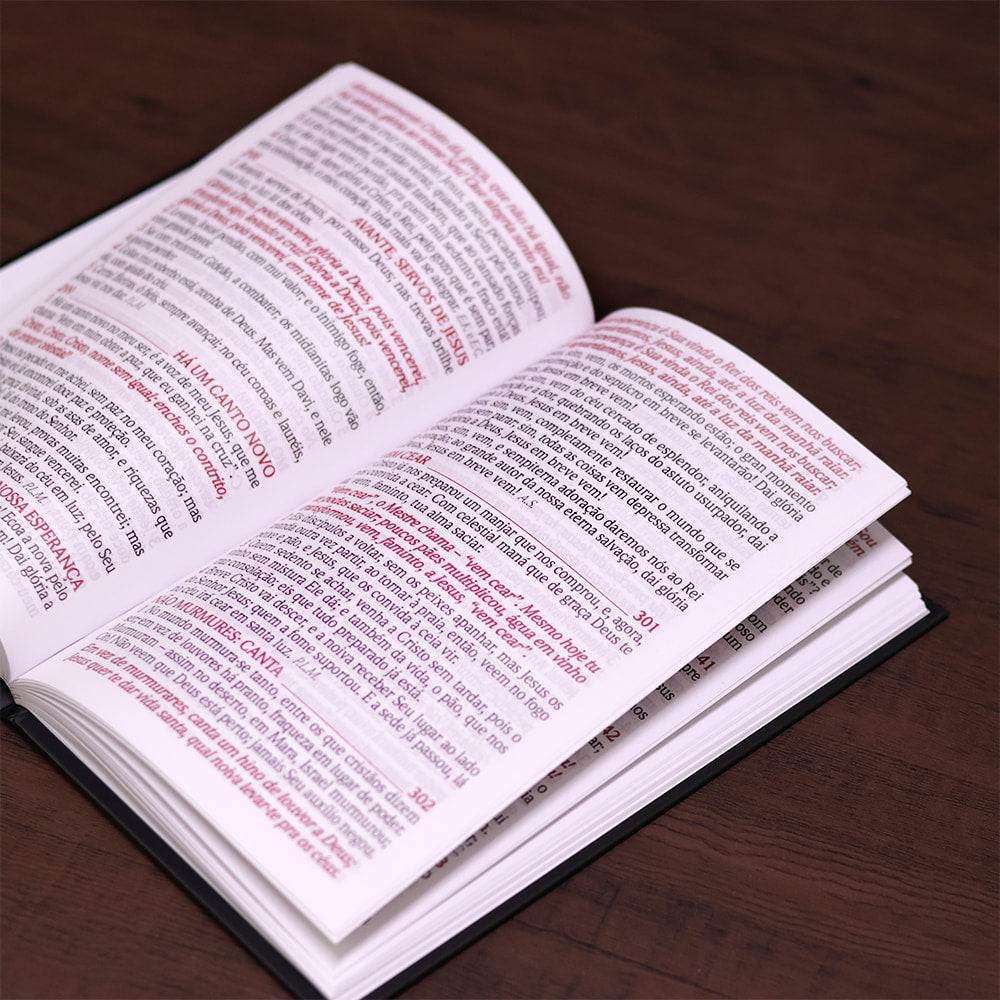 Harpa Avivada e Corinho Jesus Preta | Letra Hipergigante | Capa Dura