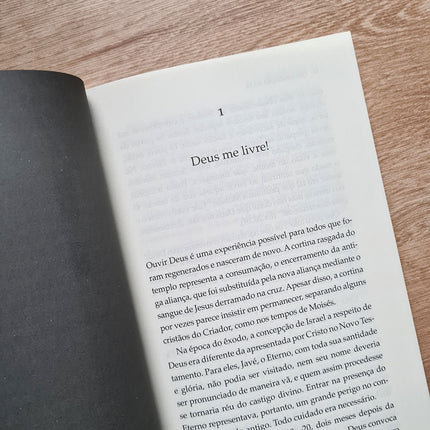 Terceirização da Fé | Tomás Camba