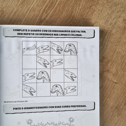 365 Atividades de Dinossauros