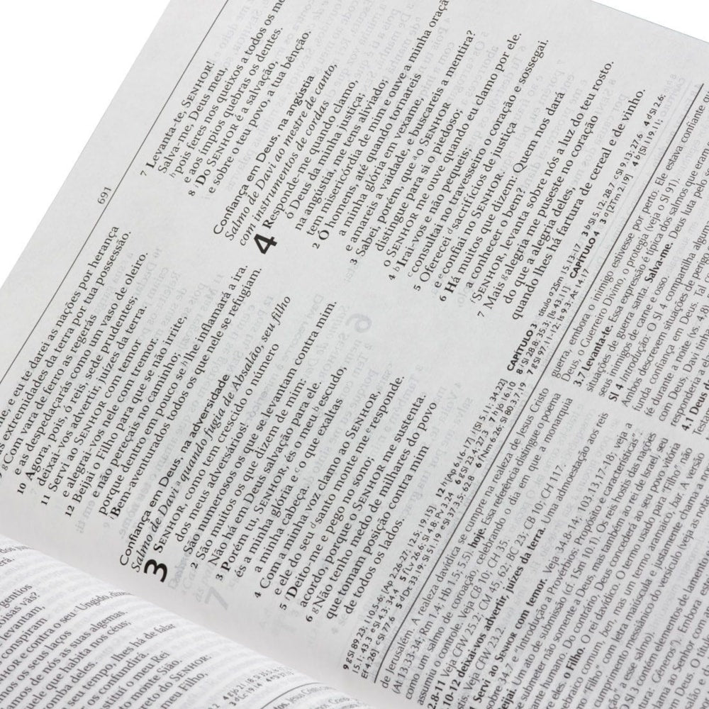 Bíblia de Estudo de Genebra | ARA | Letra Normal | Capa Azul Nobre
