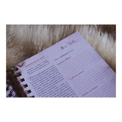 Devocional Diário de Oração Perfume | Capa Dura Espiral