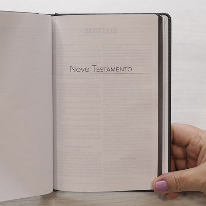 Bíblia Dunamis All black | NVI | Letra Normal | Capa Dura Preta